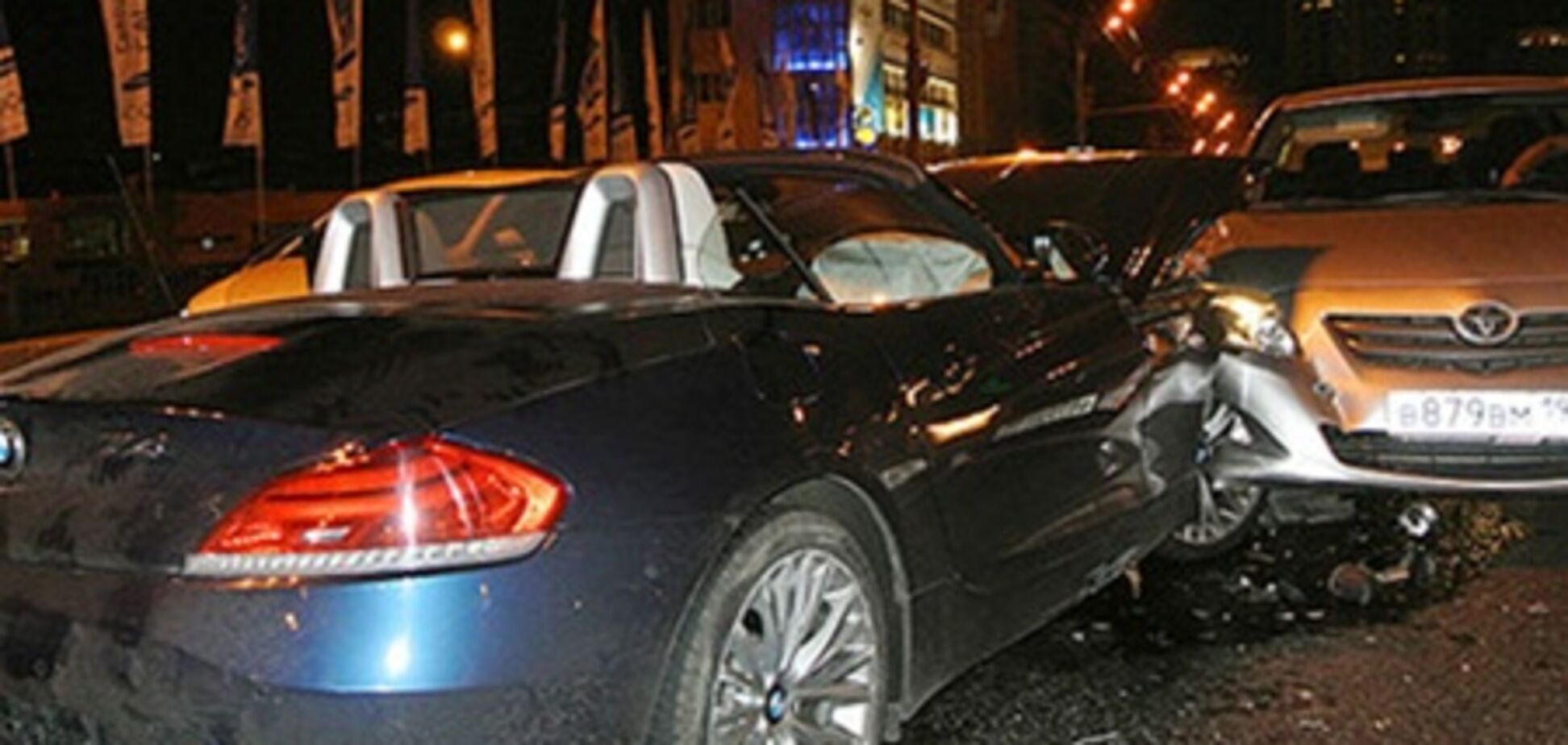 Cвященник, крестивший дочь Киркорова, устроил аварию. Видео