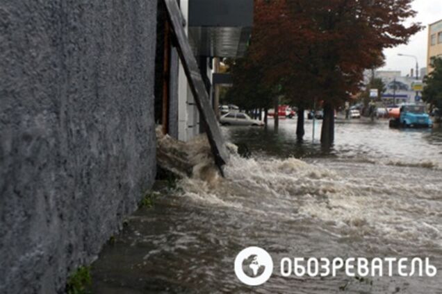 На Куреневке из-за ливней эвакуировали 37 человек