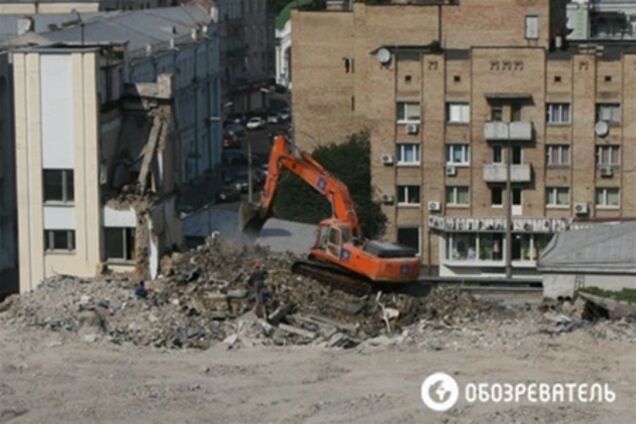 Фабрика 'Юность' превращается...