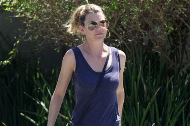 Эллен Помпео начала носить шорты.Фото