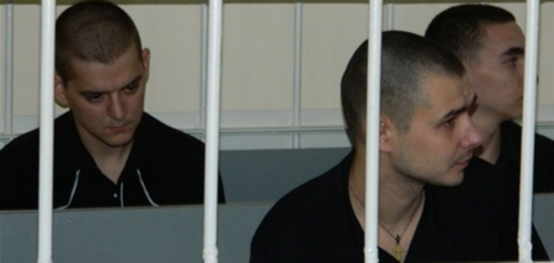 Отпечатки пальцев насильника Макар нашли на пачке от презервативов