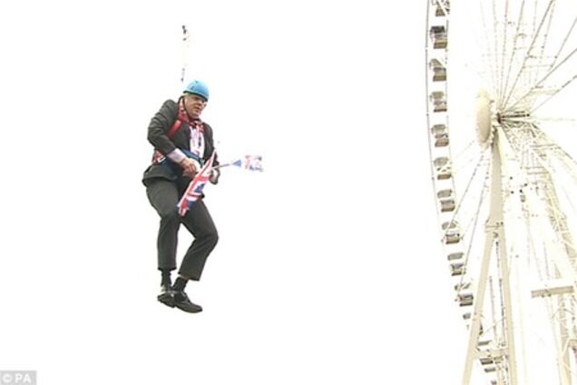 Мэр Лондона застрял на канатной дороге. Фото. Видео