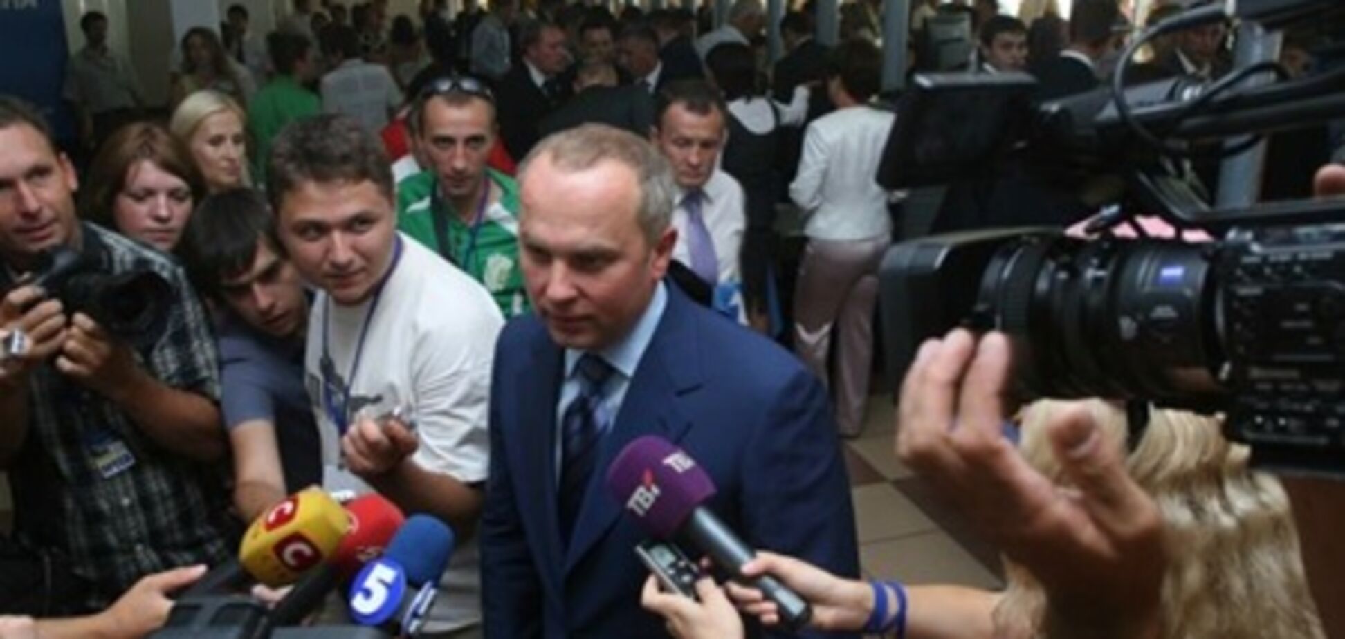 Відпочинок нардепів: хто в Крим, а хто - за кордон