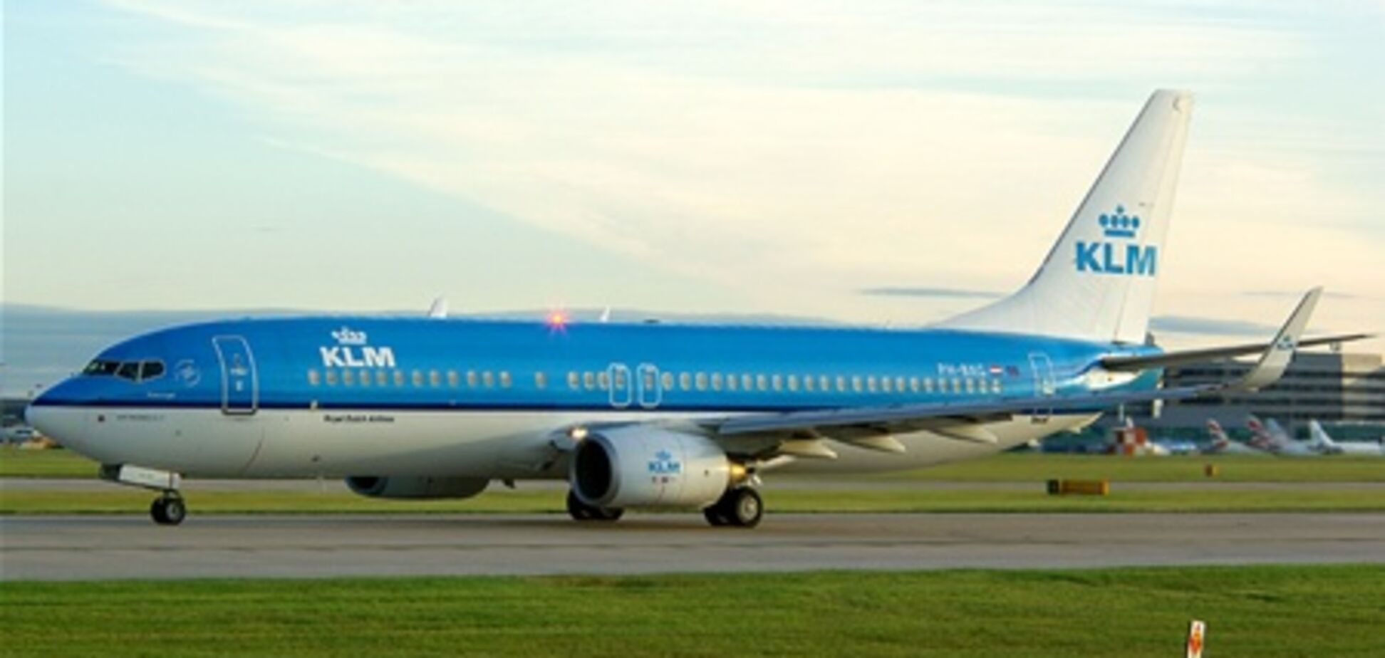 KLM предлагает выбирать попутчика в самолете