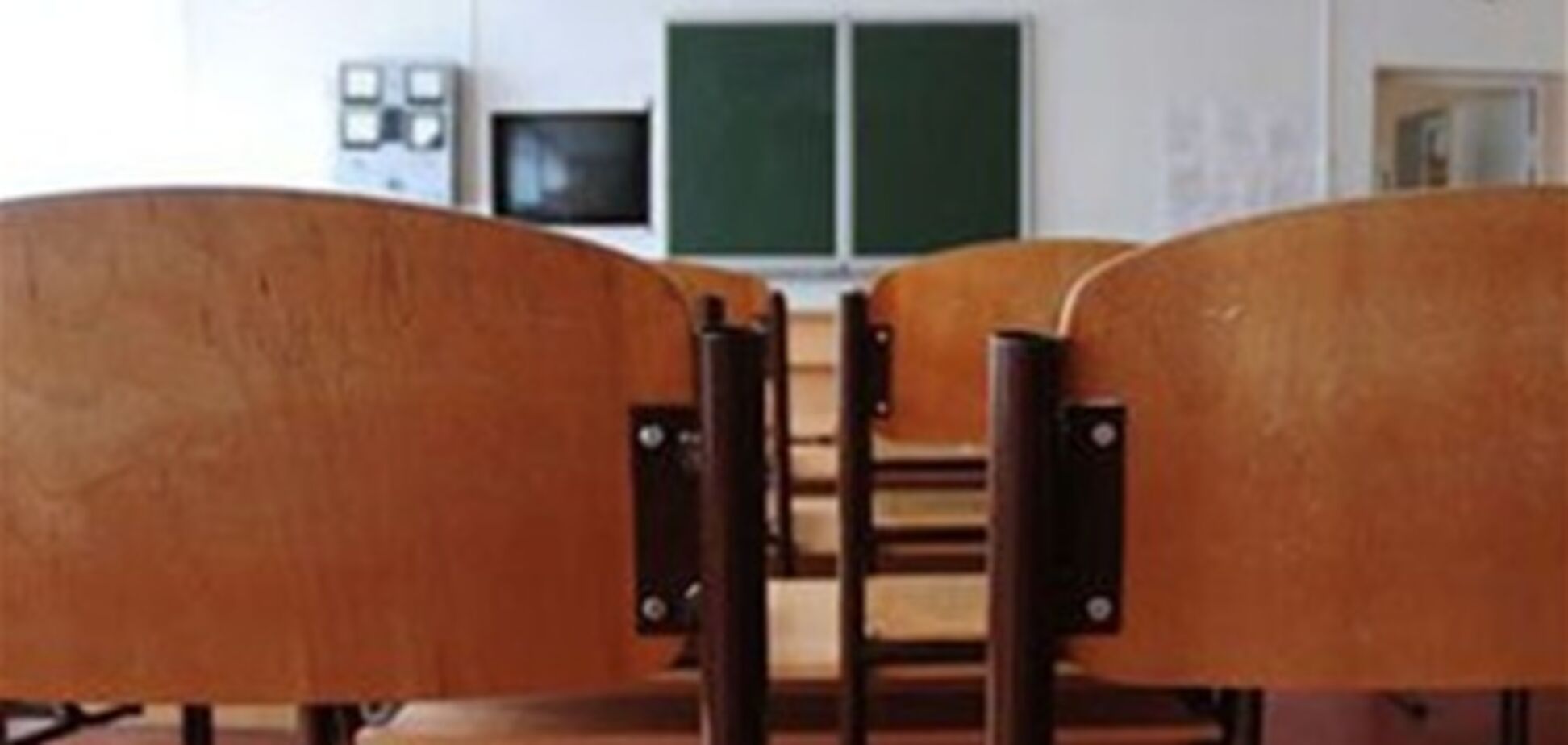 В донецких школах закрывают украинские классы 