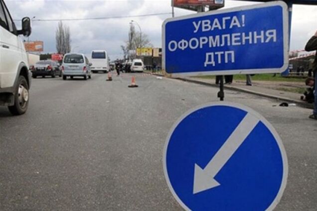 На Киевщине автобус столкнулся с пятью автомобилями: пострадали 12 белорусов