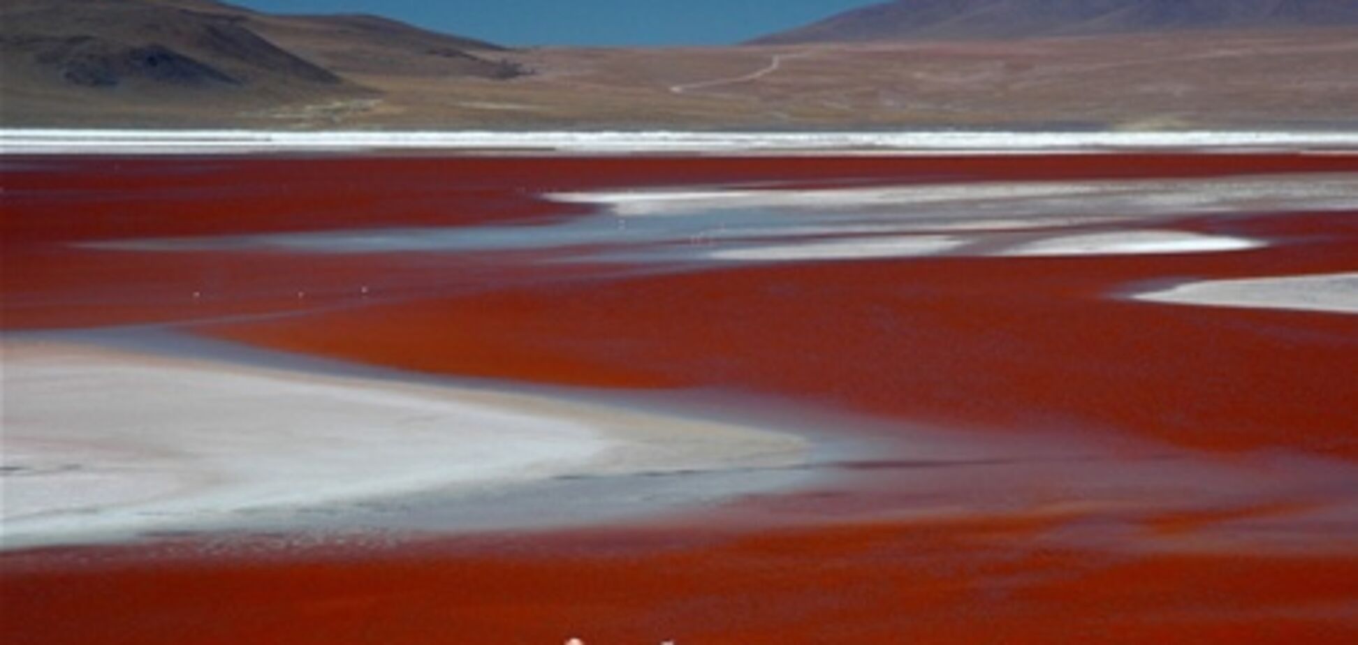 Озера с необычным цветом воды