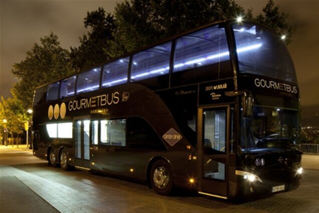 В Барселоне начали курсировать экскурсионные гурмэ-автобусы