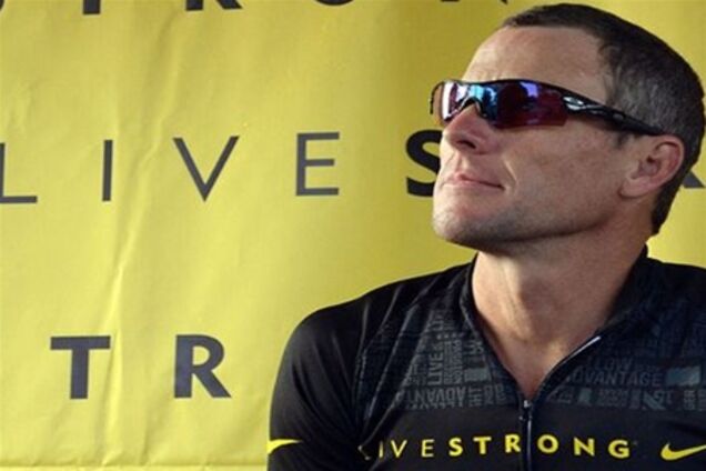 Знаменитого велогонщика Армстронга дисквалифицируют пожизненно