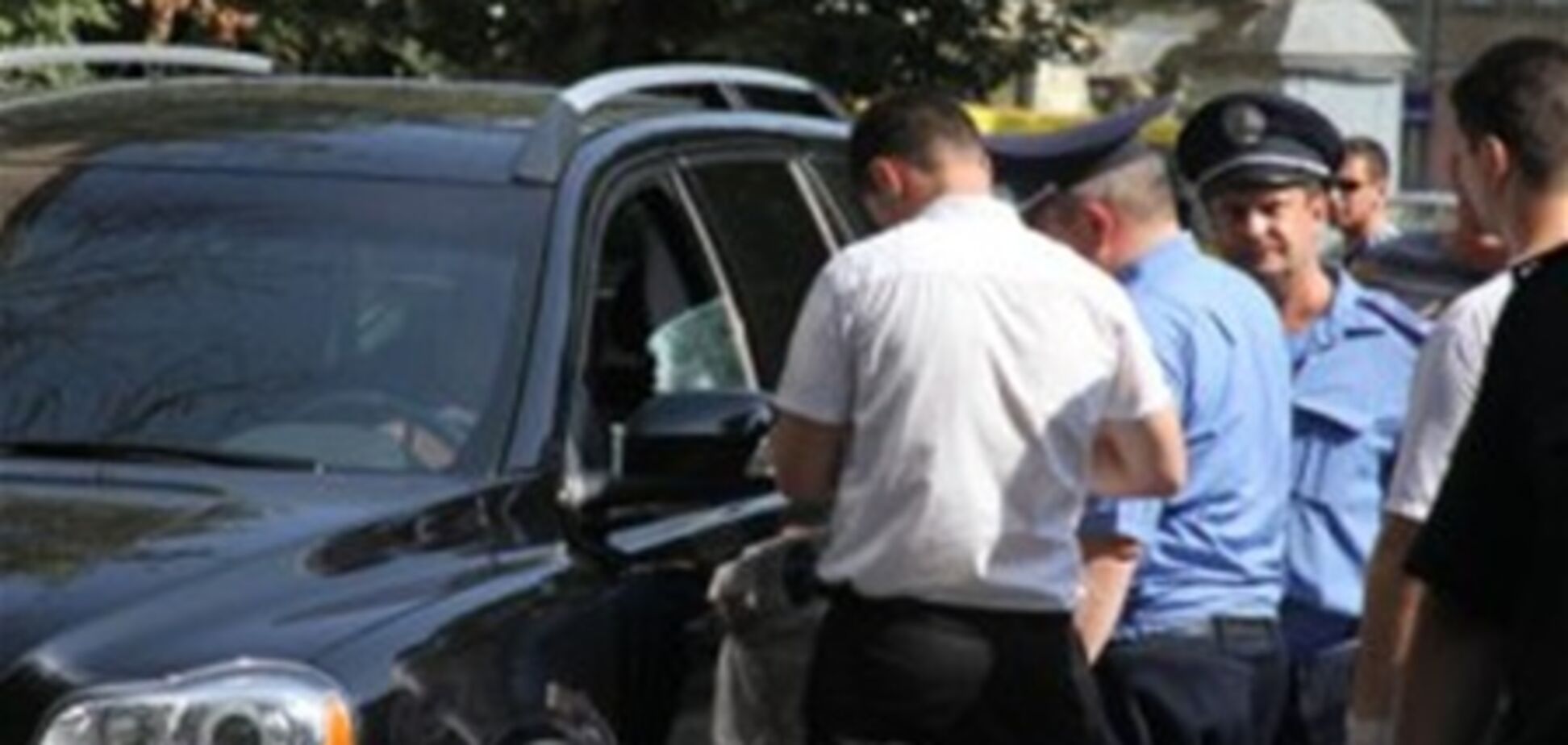 Поранений у своєму джипі у Львові авторитет помер у лікарні - ЗМІ