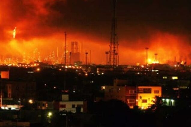 В Венесуэле взрыв на нефтезаводе: есть погибшие и пострадавшие