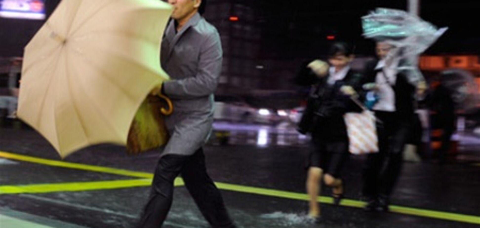 У Японії розгулявся найсильніший за останні 50 років тайфун