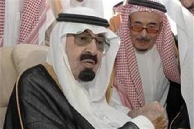 Саудовский король передал свои полномочия кронпринцу