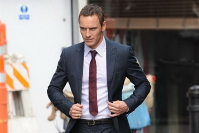 Майкл Фассбендер поможет Натали Портман взяться за ружье