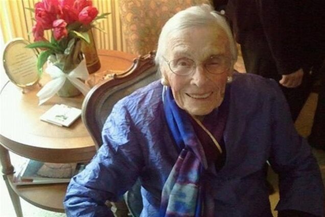 Цукерберг встретился со 101-летней бабушкой. Фото