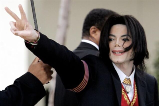Фанаты отмечают день рождения Майкла Джексона. Видео