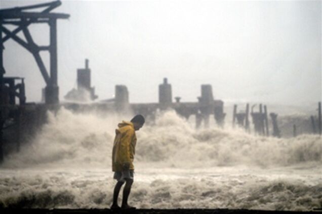 К США приблизился двойник урагана 'Катрина'