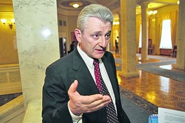 Регионал: Янукович адекватнее своих предшественников 