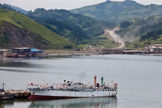 Путин восстановит военные группировки на Курилах