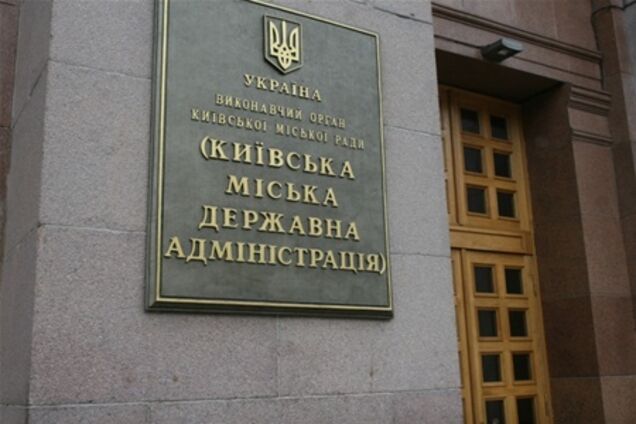Попов еще думает над русскоязычным предложением Табачника