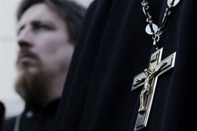 УПЦ МП заборонила священикам агітувати 