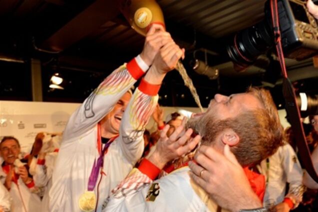 От немецких олимпийцев потребовали компенсацию за вечеринку на теплоходе