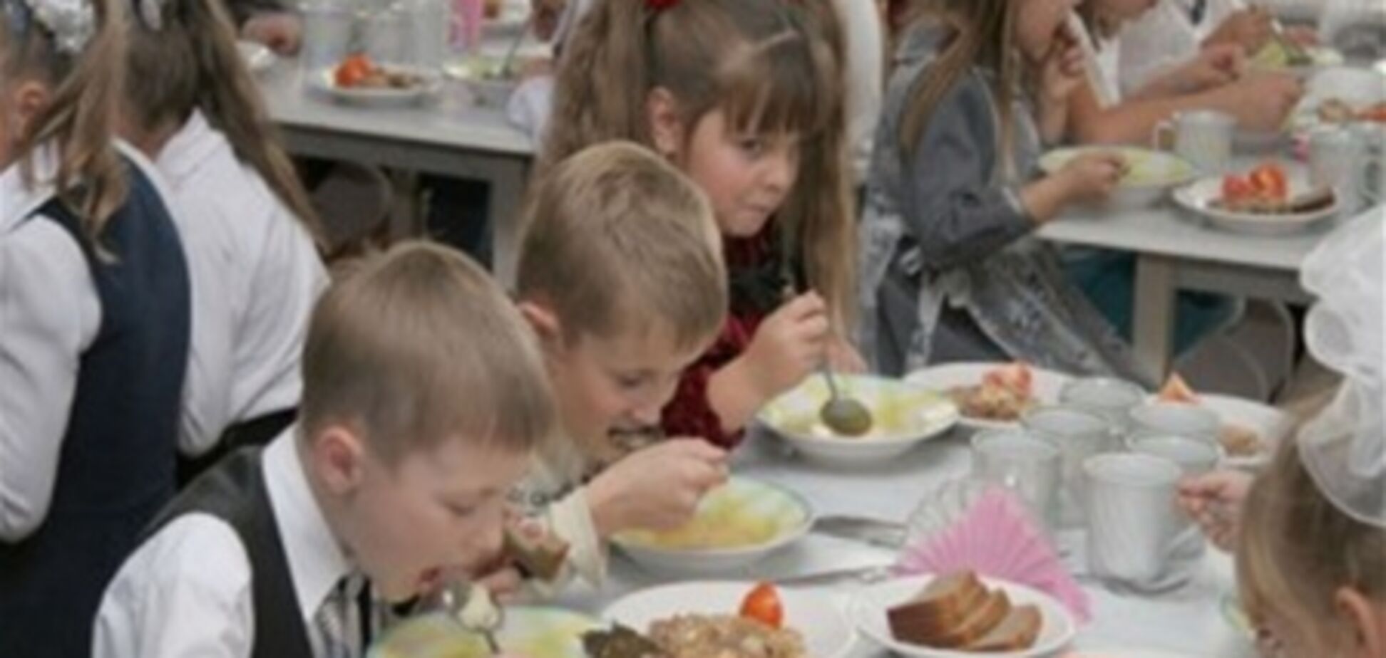 Питание киевских школьников хотят стандартизировать