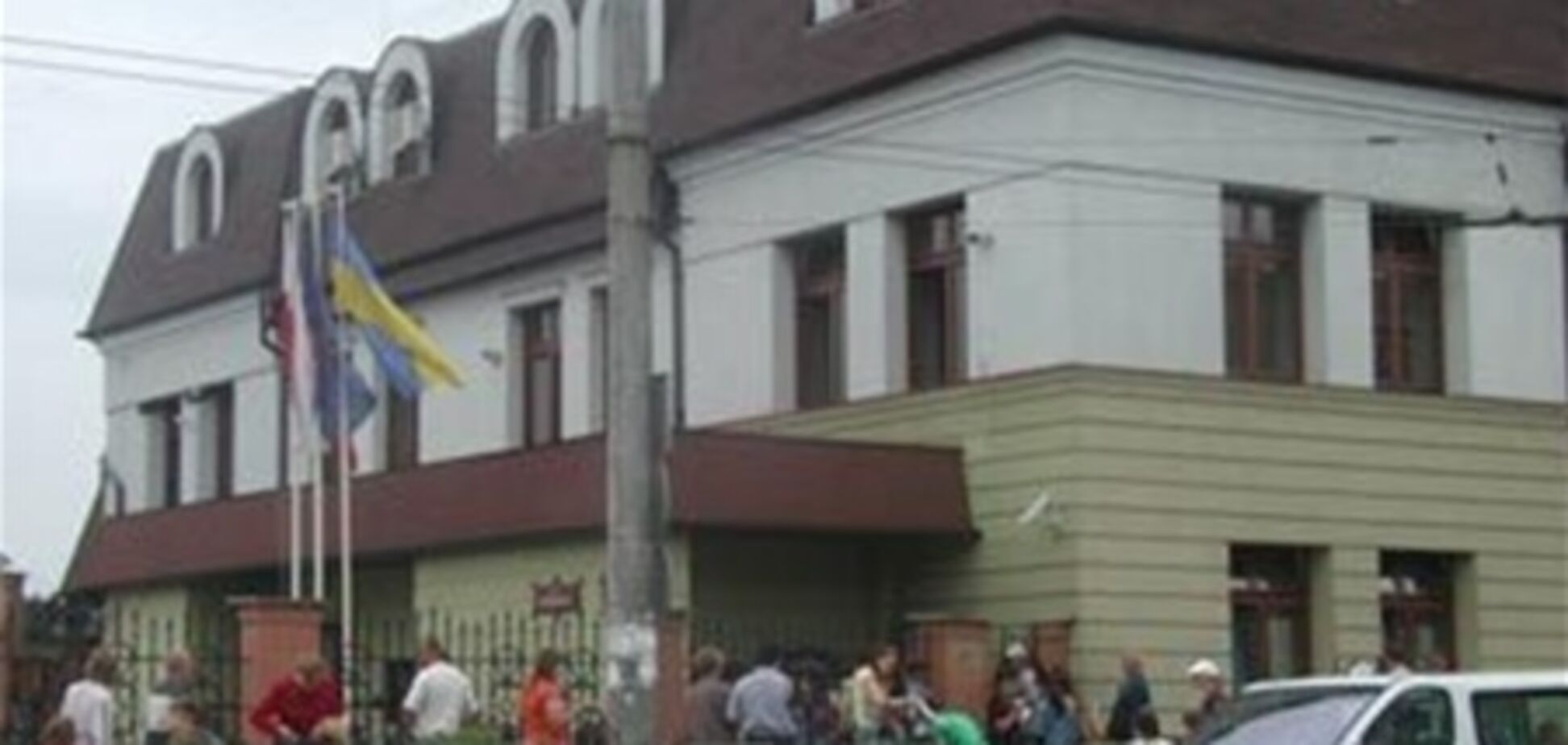 Выдача нелегальных виз в Луцке была поставлена на поток?