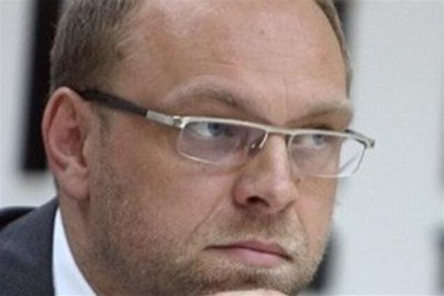 Власенко: решение Евросуда может освободить Тимошенко