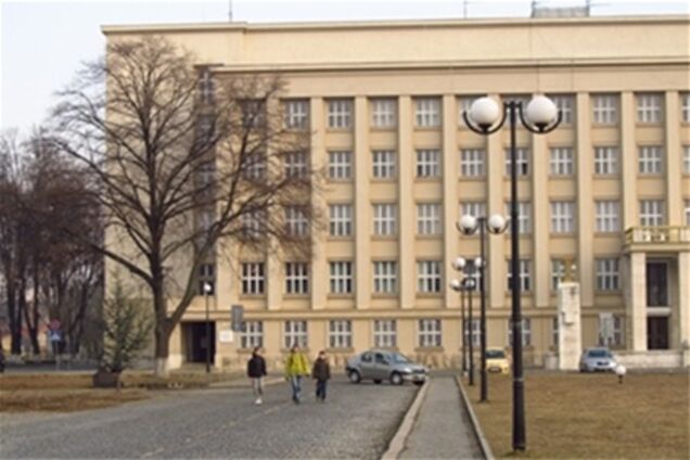 На Закарпатье венгерскому языку отказали в статусе регионального