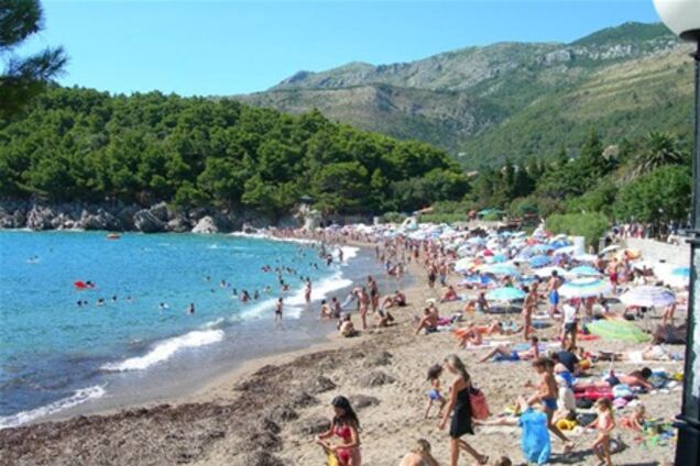 В Черногории выяснили, на что чаще всего жалуются туристы