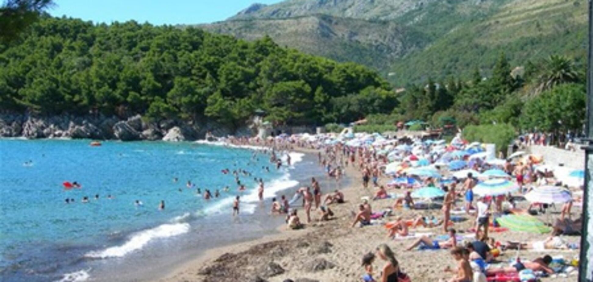 В Черногории выяснили, на что чаще всего жалуются туристы