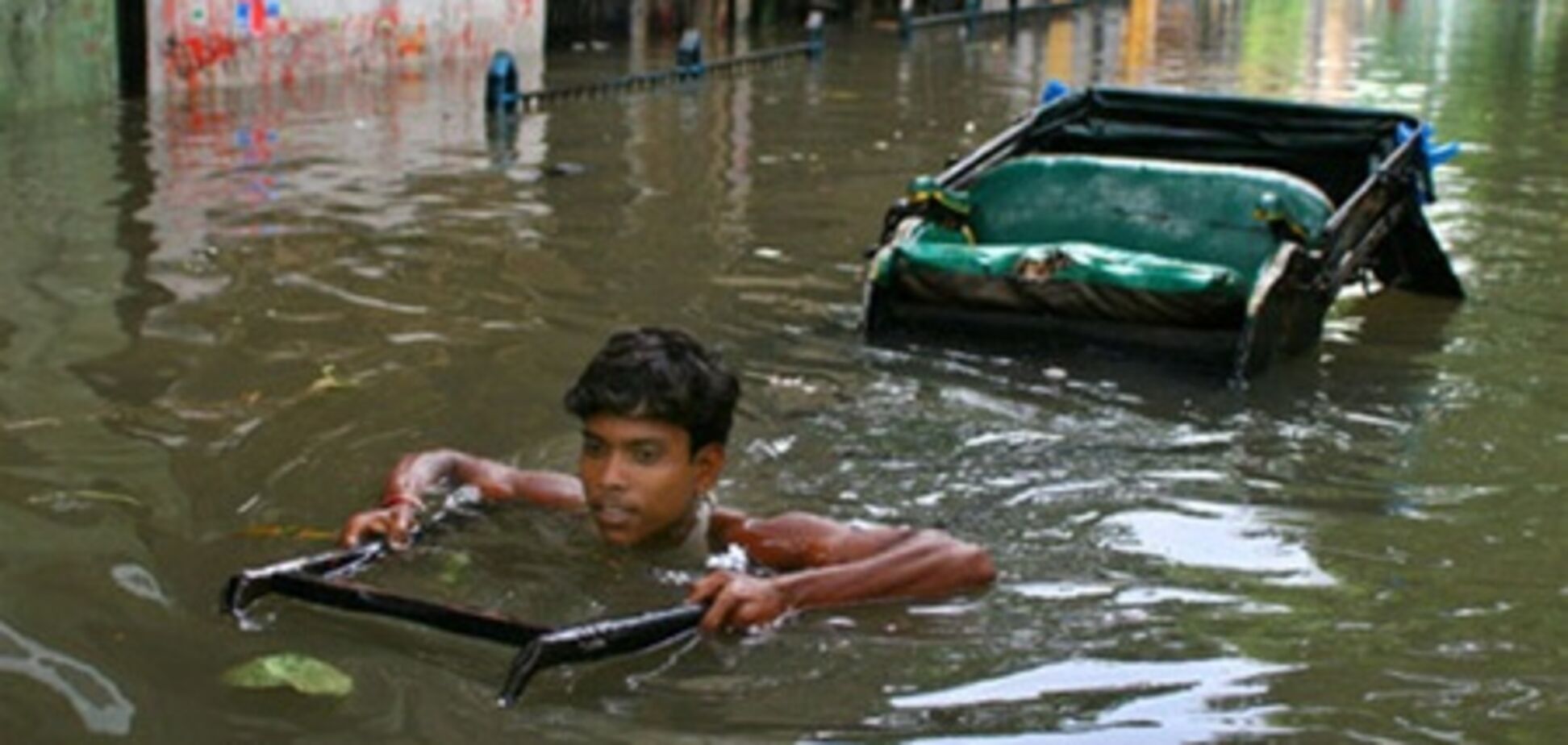 Наводнение в Индии: десятки погибших, 5 августа 2012