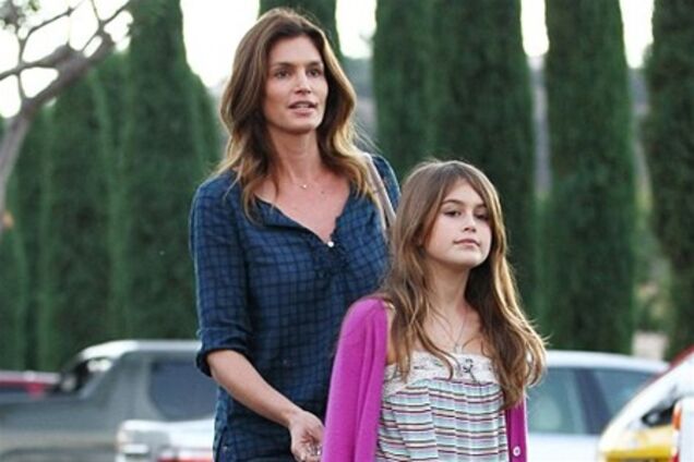 Синди Кроуфорд запретила делать макияж дочери