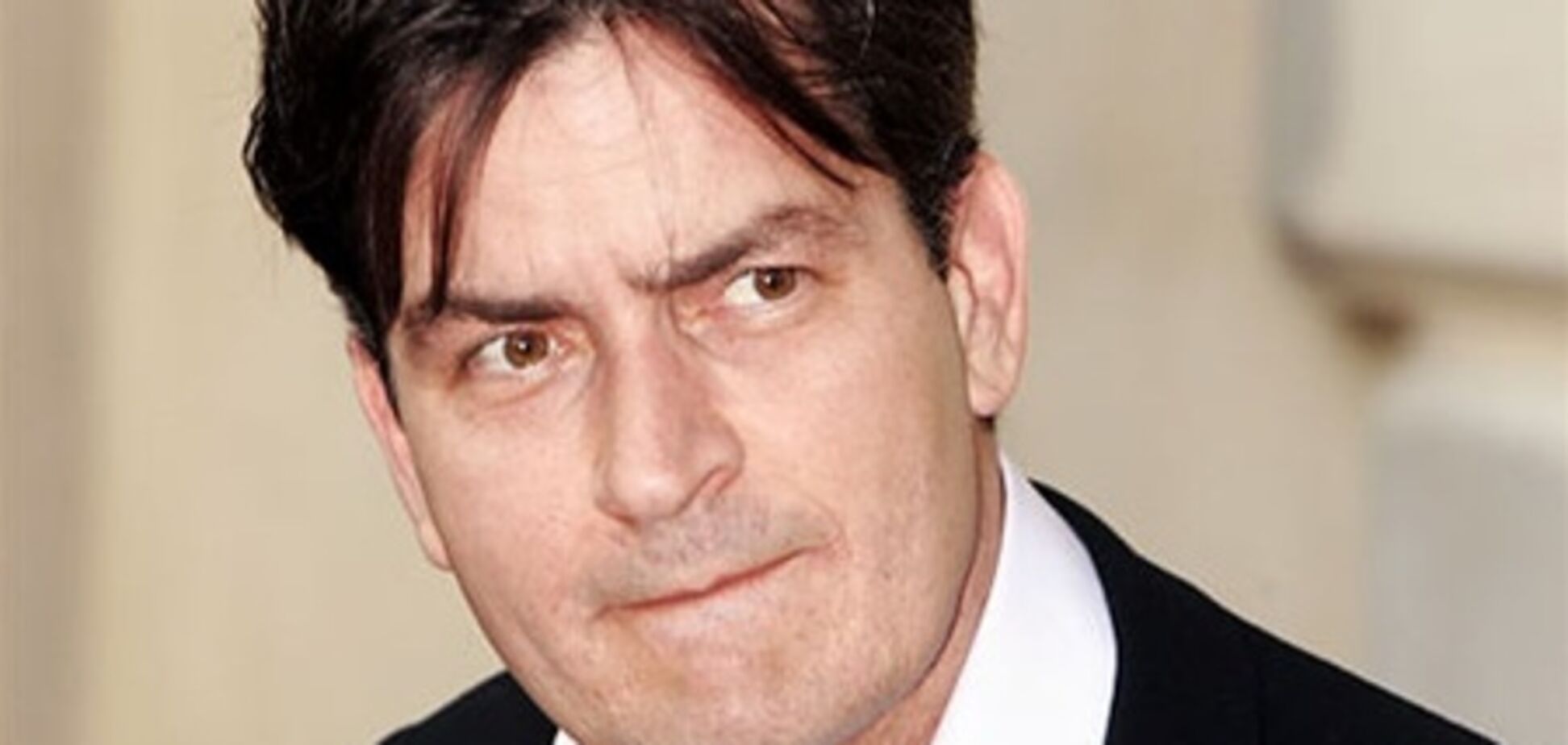 Чарли Шин снимется в очередной серии 'Очень страшного кино'