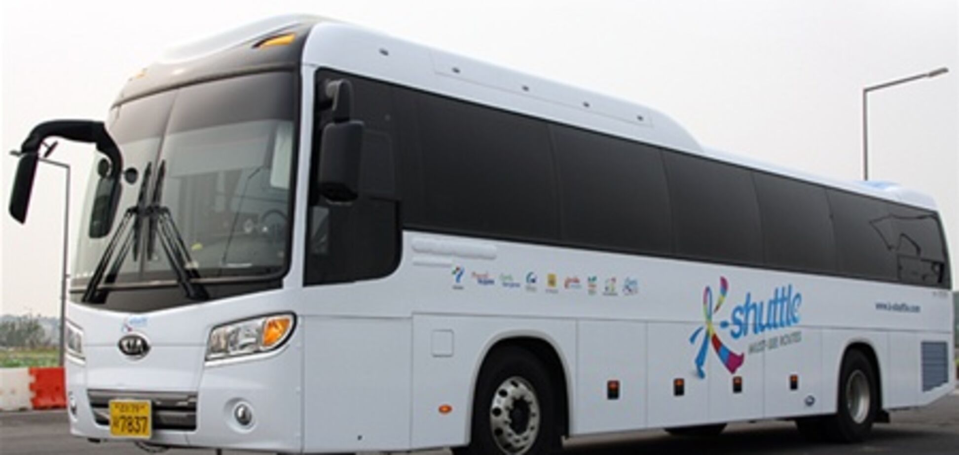 Новые туристические автобусы начали курсировать по Корее