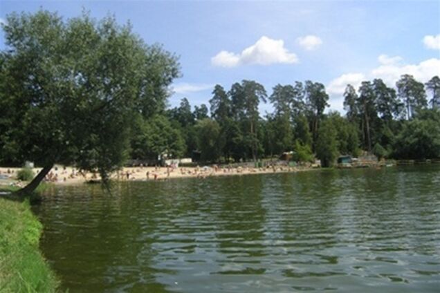 В Пуща-Водице утонул мужчина