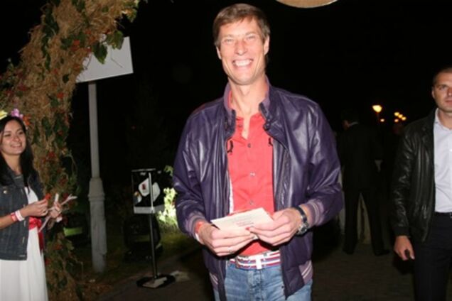 Моисеенко опозорился на вечеринке