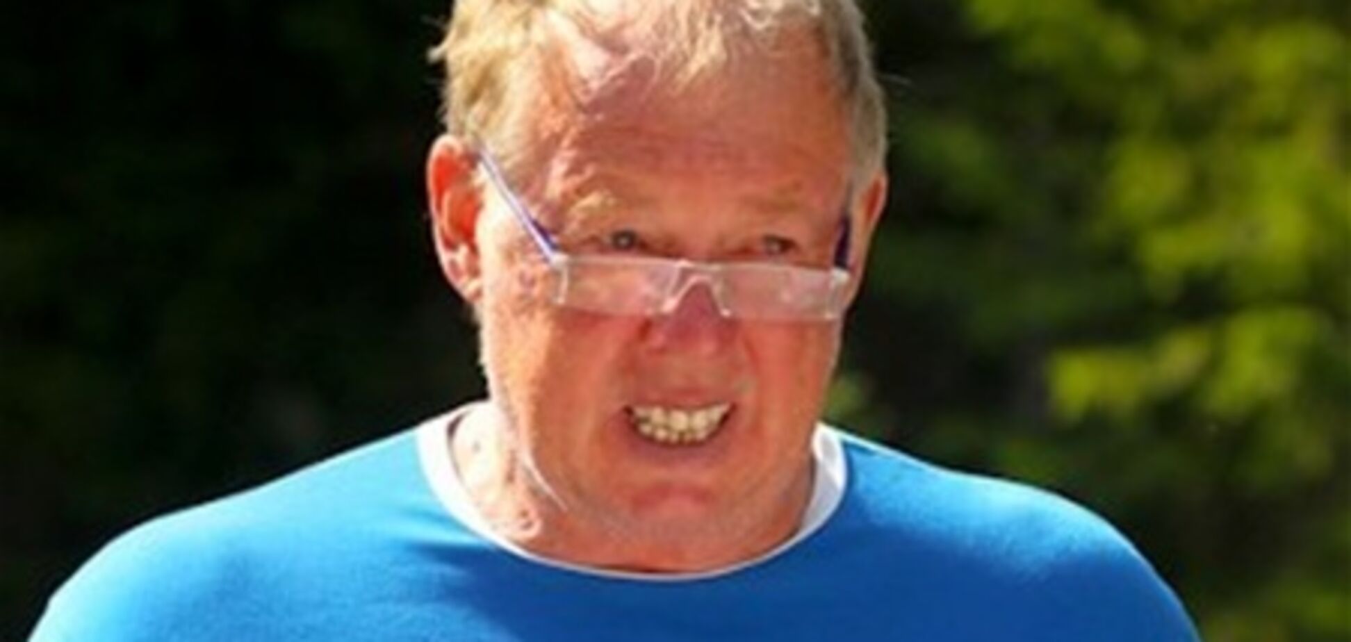 Биатлонисток сборной России решили премировать лаком для ногтей