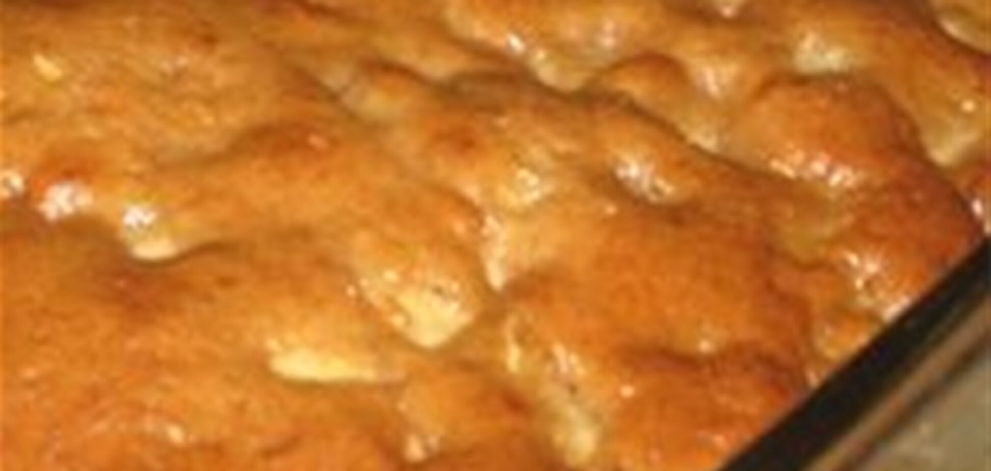 Яблочная шарлотка