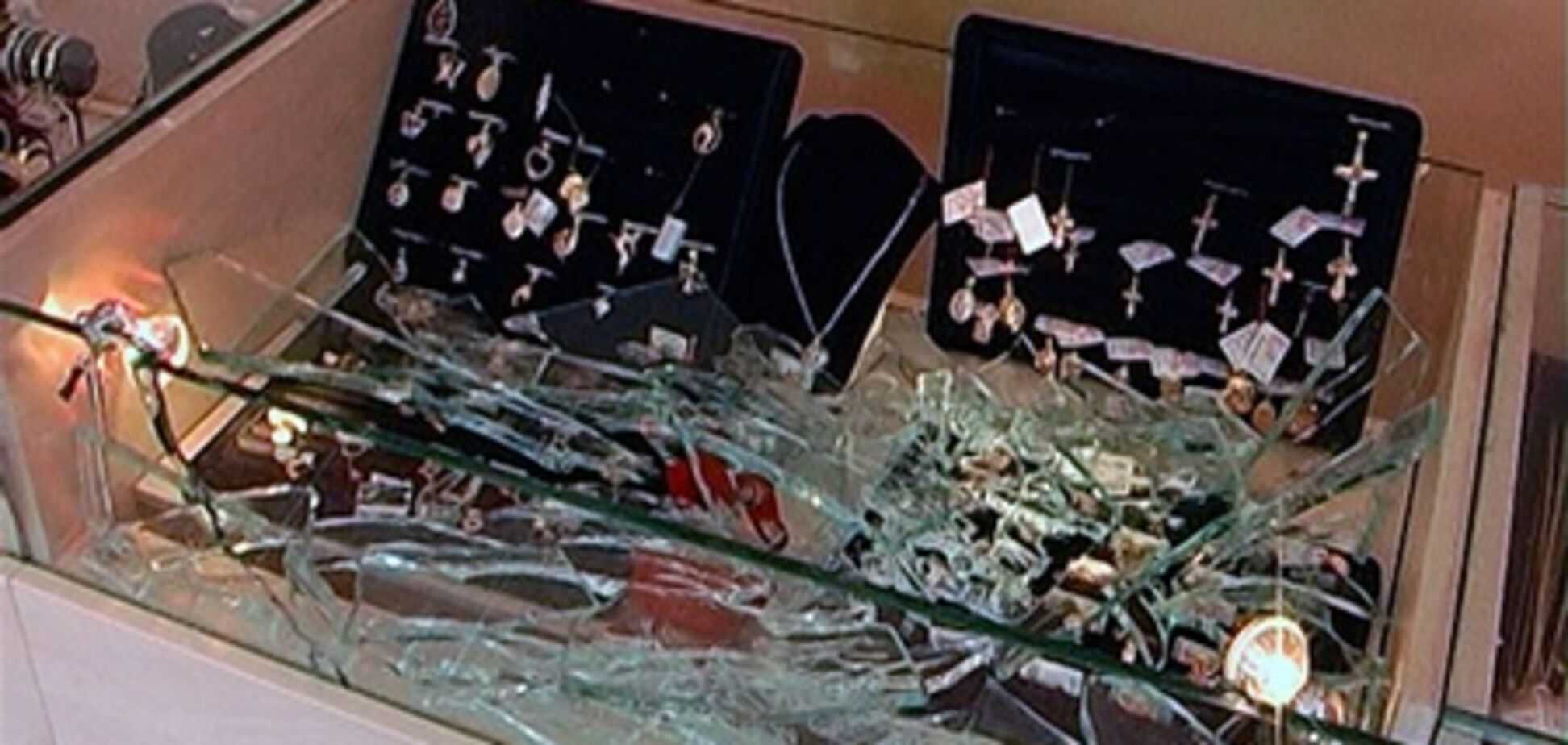 Ювелирный магазин в Белой Церкви ограбил слесарь