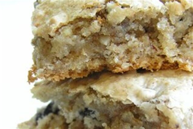 Мазурек с маком и орехами