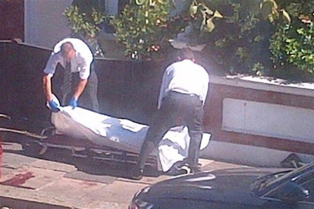 Чоловік випав з літака на висоті 610 метрів