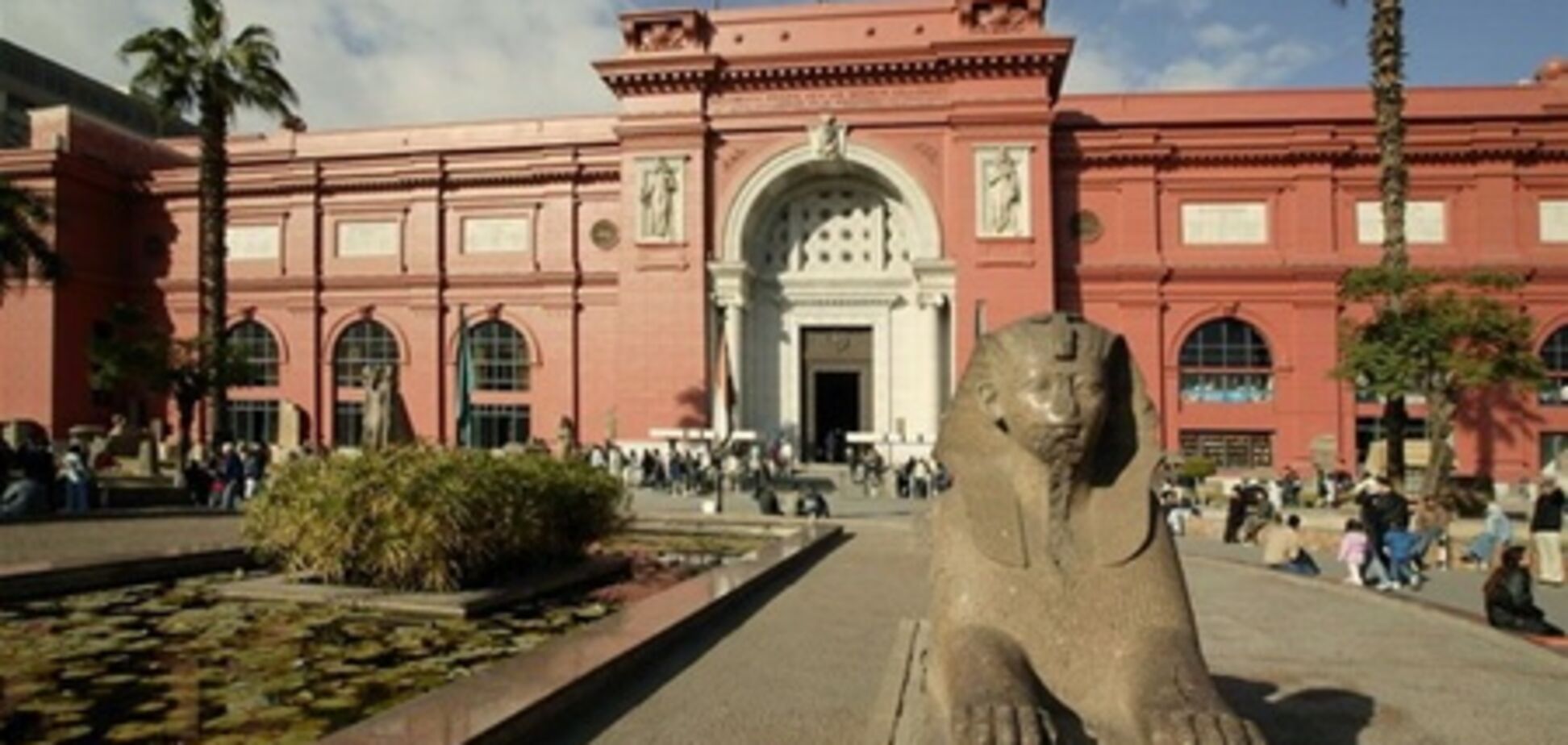 Гиды главного музея Египта провели забастовку