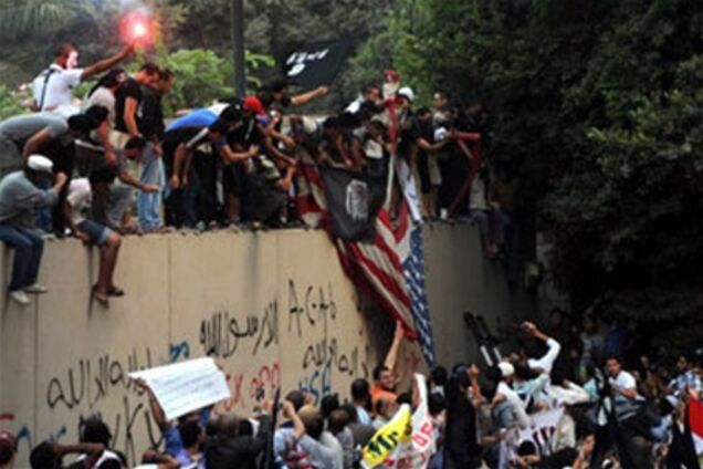 В Каире задержаны напавшие на посольство США