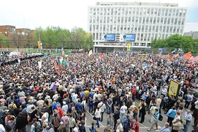 Коммунисты РФ примкнут к оппозиционному 'Маршу миллионов'