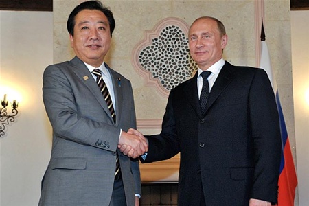 Японцы показали кота, подаренного Путиным