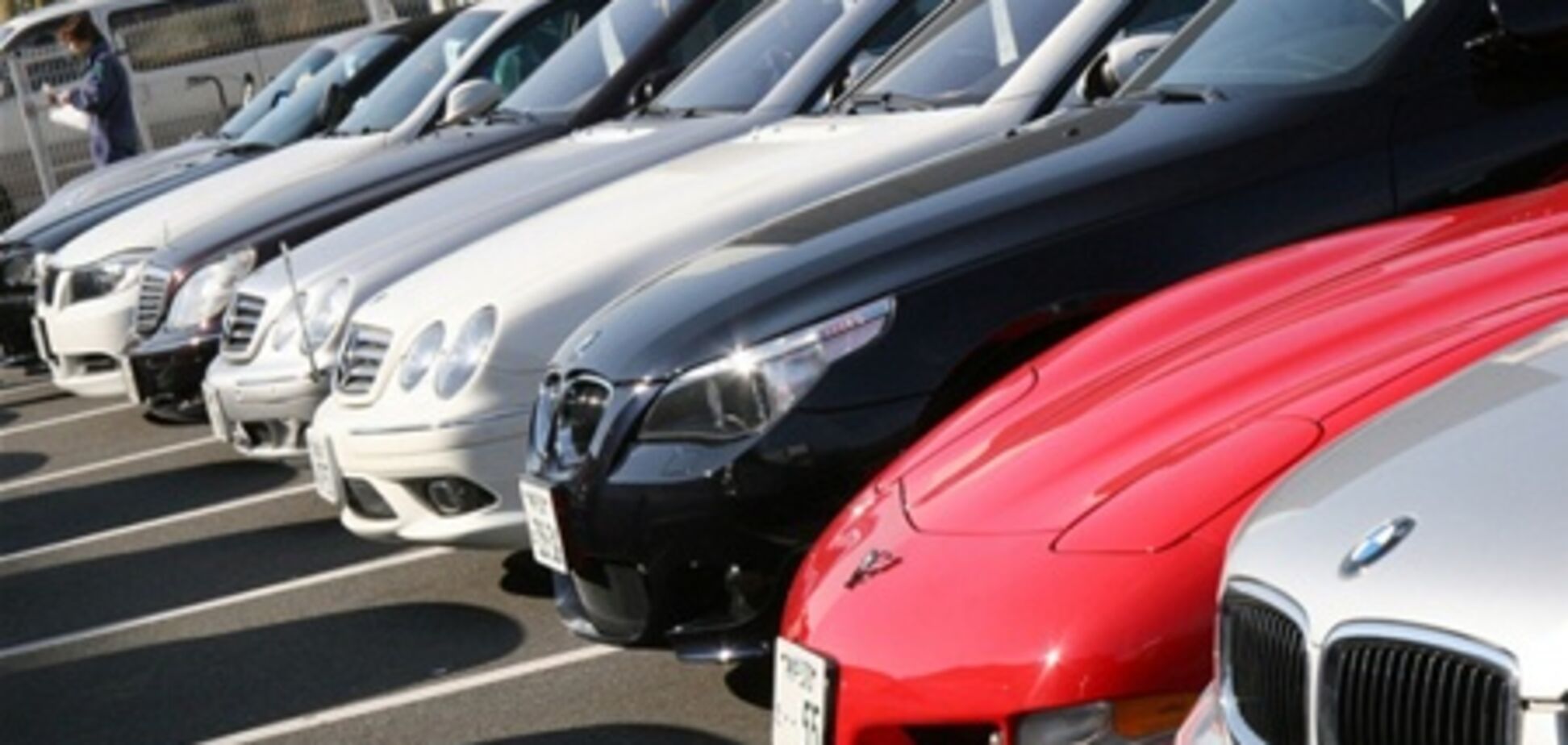Украина ввела утилизационный сбор на российские автомобили