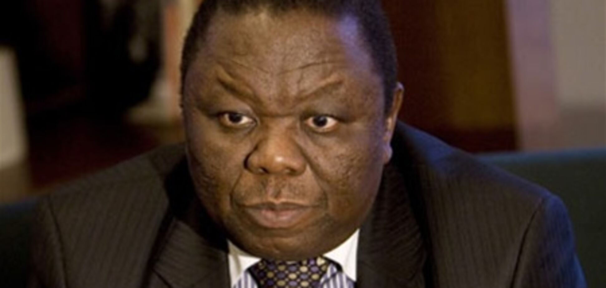 Премьер Зимбабве выиграл суд у любовницы