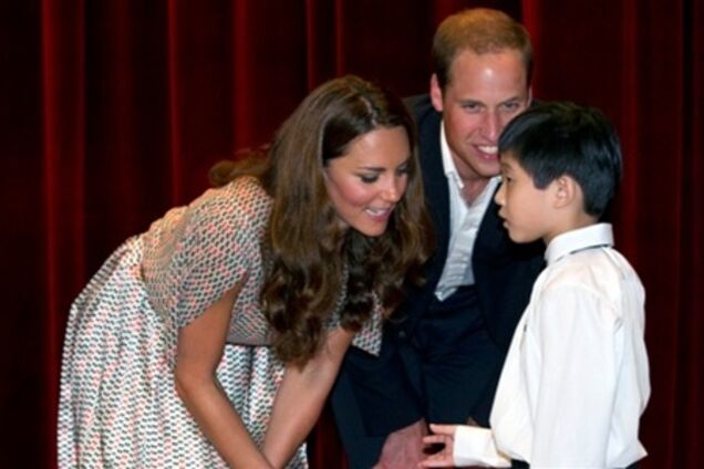 Принц Уильям и Кейт встретились с детьми. Фото